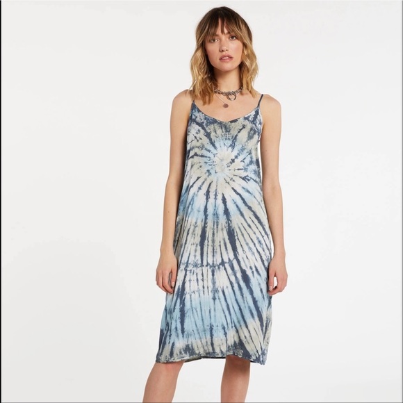 🌴🔆VOLCOM- TIE DYE DRESS🔆🌴 - Picture 10 of 12